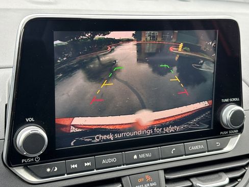 Certified 2022 Nissan Altima 2.5 SR image 21