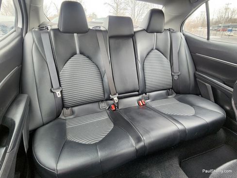 Used 2020 Toyota Camry SE image 42