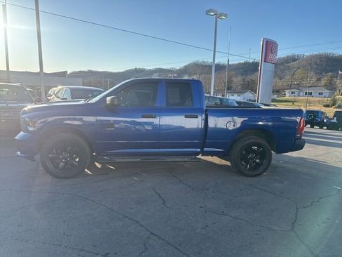 Used 2019 RAM 1500 Express w/ Express Value Package AWD/4WD image 5