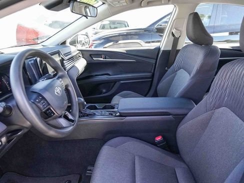 Used 2025 Toyota Camry LE image 16