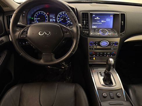 Used 2013 INFINITI G37 x w/ Premium Pkg image 28