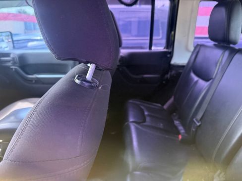 Used 2013 Jeep Wrangler Unlimited Sport w/ Connectivity Group AWD/4WD image 14