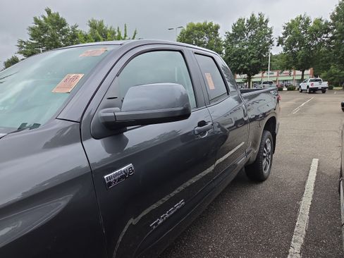 Used 2018 Toyota Tundra SR5 w/ TRD Sport Package AWD/4WD image 6