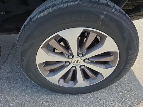 Used 2018 Ford F150 King Ranch w/ Equipment Group 601A Luxury image 13