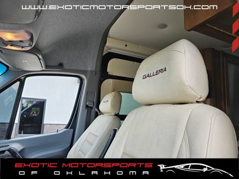 Used 2017 Mercedes-Benz Sprinter 3500 image 42