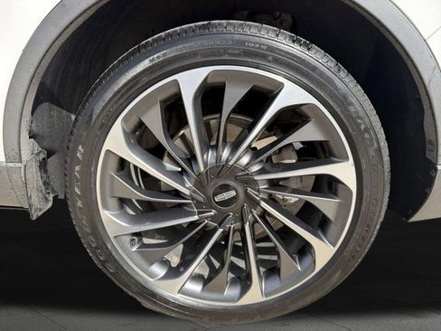 Used 2021 Lincoln Aviator Reserve w/ Equipment Group 202A AWD/4WD image 11