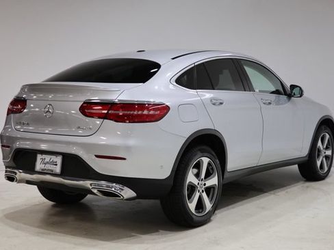 Used 2019 Mercedes-Benz GLC 300 4MATIC Coupe image 7