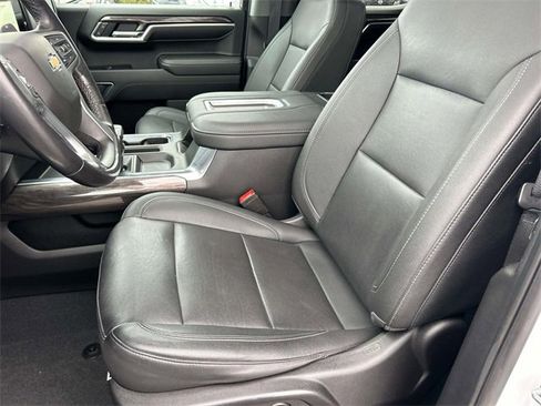 Used 2022 Chevrolet Silverado 1500 LTZ w/ LTZ Premium Package image 30