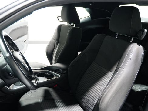 Used 2019 Dodge Challenger SXT w/ Blacktop Package image 13