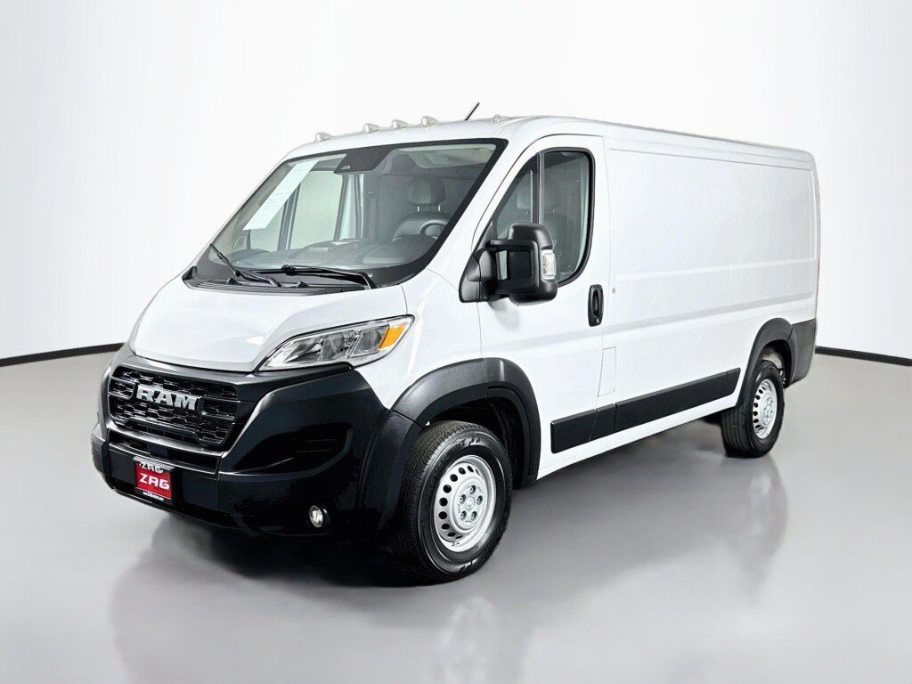 Used 2025 RAM ProMaster 2500 w/ Convenience Group FWD image 1