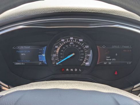 Certified 2020 Ford Fusion SE FWD image 13