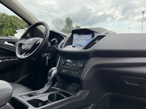 Used 2018 Ford Escape SEL FWD image 27