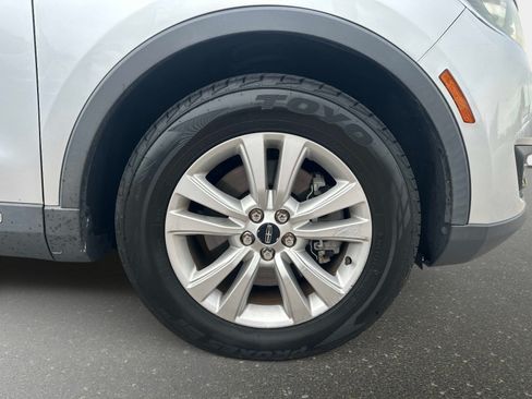 Used 2016 Lincoln MKX Premiere FWD image 6