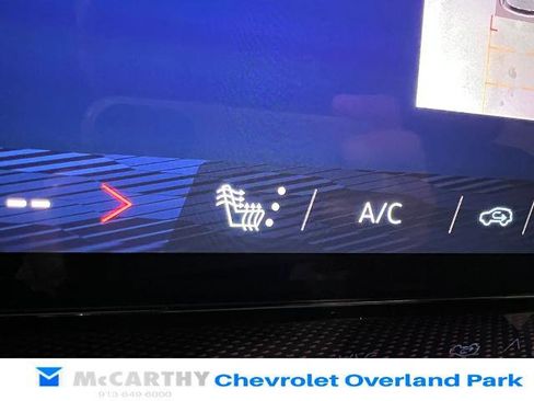 Used 2024 Chevrolet Traverse Z71 w/ Enhanced Driving Package AWD/4WD image 22