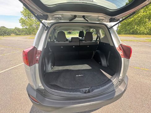 Used 2013 Toyota RAV4 LE AWD/4WD image 23