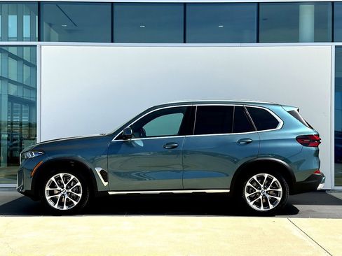 New 2026 BMW X5 sDrive40i w/ Climate Comfort Package image 8