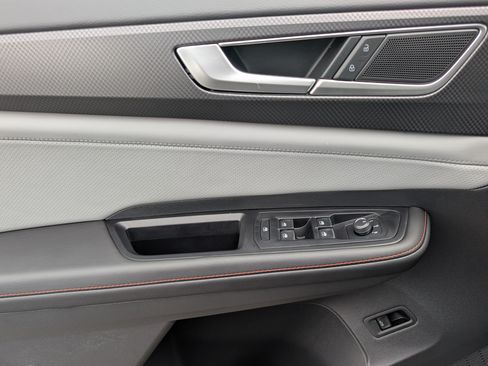 Used 2026 Volkswagen Atlas Peak Edition AWD/4WD image 17