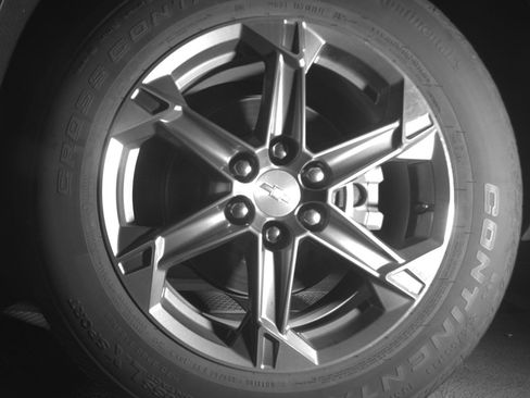Used 2025 Chevrolet Blazer LT FWD image 14