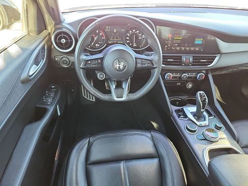 Used 2022 Alfa Romeo Giulia Ti image 14