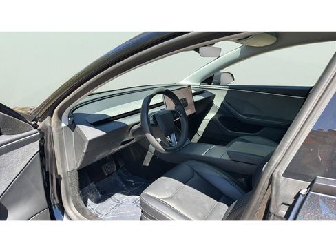 Used 2025 Tesla Model 3 Long Range RWD image 9