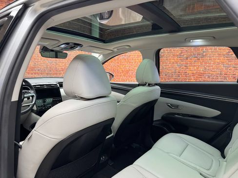 Used 2023 Hyundai Tucson Limited AWD/4WD image 25