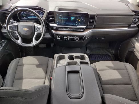Used 2023 Chevrolet Silverado 1500 LT w/ Protection Package AWD/4WD image 5