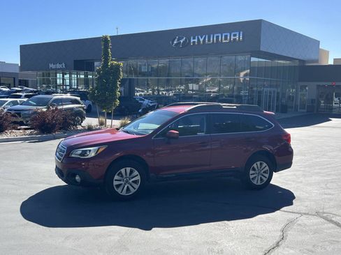 Used 2015 Subaru Outback 2.5i Premium AWD/4WD image 1