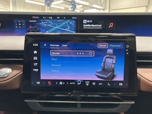 New 2026 Lincoln Nautilus Reserve image 22