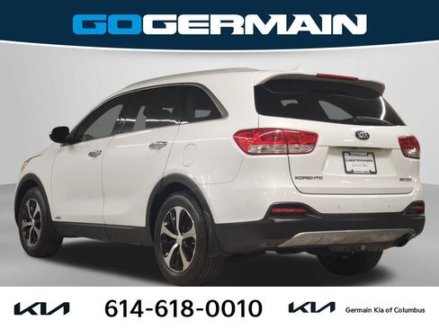 Used 2017 Kia Sorento EX image 10