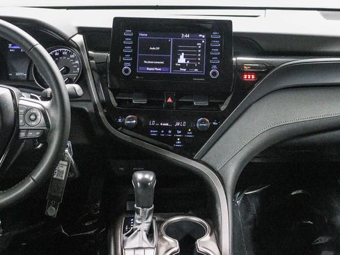 Certified 2023 Toyota Camry SE FWD image 14
