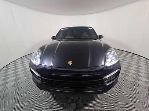 Used 2019 Porsche Cayenne S AWD/4WD image 2
