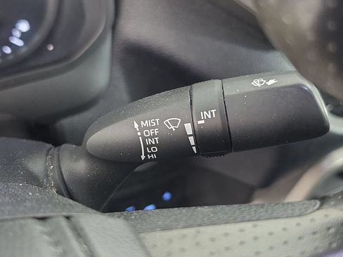 Used 2023 Toyota Tundra SR5 w/ SR5 Convenience Package AWD/4WD image 15