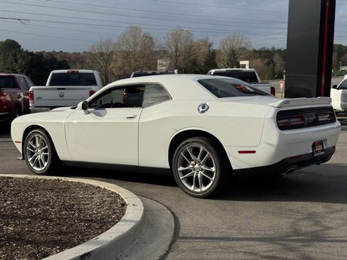 Used 2023 Dodge Challenger GT image 7