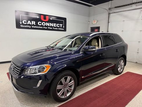 Used 2016 Volvo XC60 T6 Platinum w/ Climate Package AWD/4WD image 2