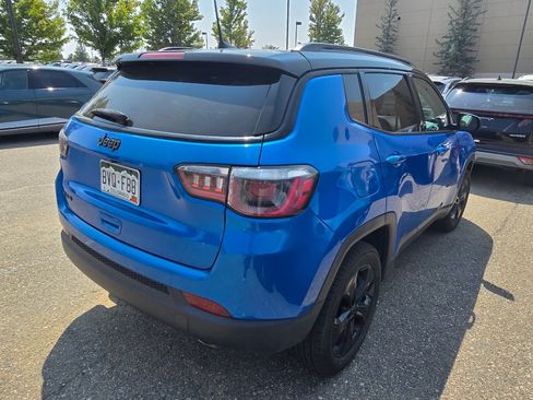 Used 2019 Jeep Compass Latitude AWD/4WD image 5