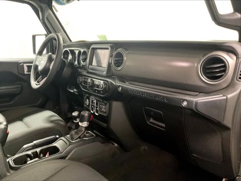 Used 2023 Jeep Wrangler Unlimited w/ Cold Weather Group image 14