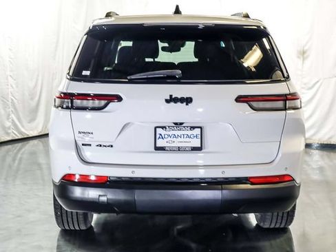 Used 2021 Jeep Grand Cherokee L Laredo AWD/4WD image 8