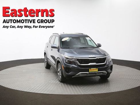 Used 2023 Kia Seltos EX AWD/4WD image 52
