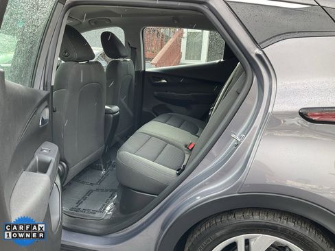 Used 2023 Chevrolet Bolt LT image 23