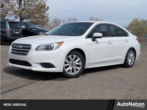 Used 2017 Subaru Legacy 2.5i Premium image 1