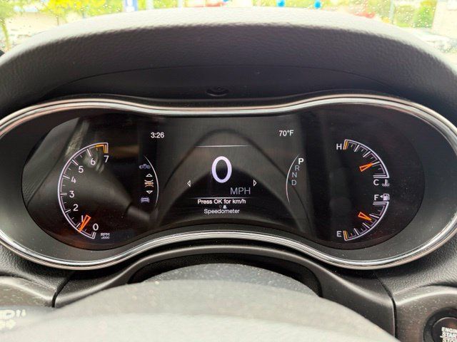 Used 2018 Jeep Grand Cherokee Altitude AWD/4WD image 37