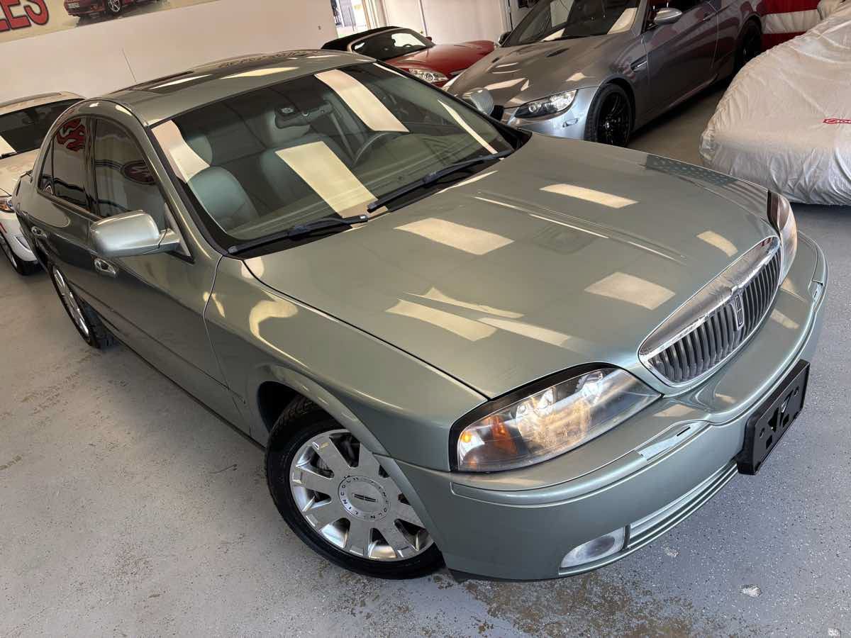 Used 2004 Lincoln LS RWD image 8