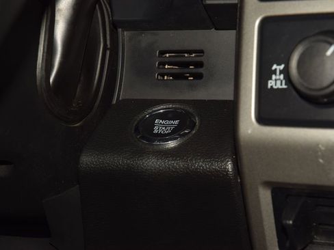 Used 2021 Ford F250 Lariat w/ Lariat Ultimate Package AWD/4WD image 35