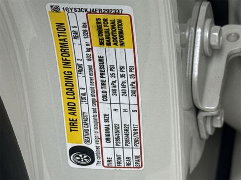 Used 2015 Cadillac Escalade Premium image 44