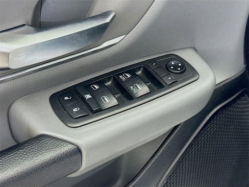 Used 2019 RAM 1500 Big Horn image 17