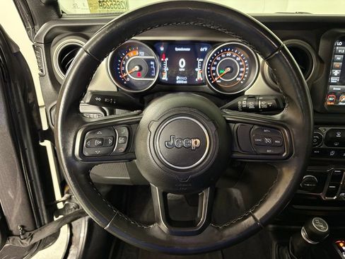 Used 2021 Jeep Wrangler Unlimited Sport AWD/4WD image 18