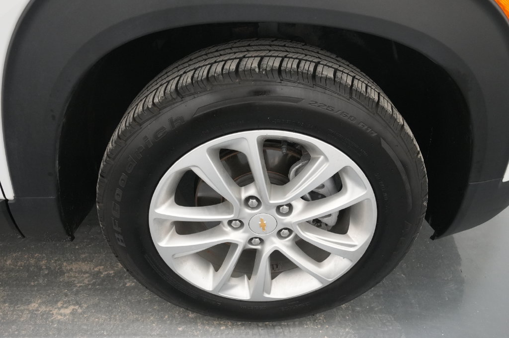 Used 2024 Chevrolet TrailBlazer LS FWD image 10