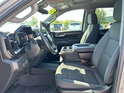 Used 2023 Chevrolet Silverado 1500 LT w/ Z71 Off-Road Package AWD/4WD image 22