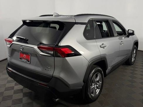 Used 2025 Toyota RAV4 LE image 8