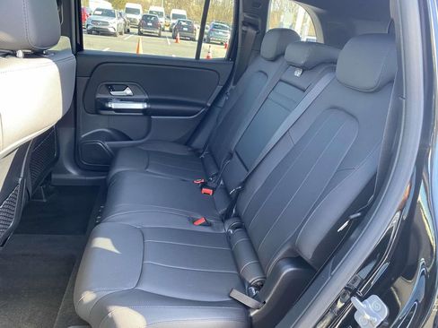 Certified 2025 Mercedes-Benz GLB 250 image 13